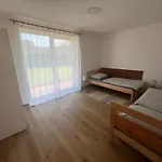 Na Louce Σπίτι διακοπών Náchod